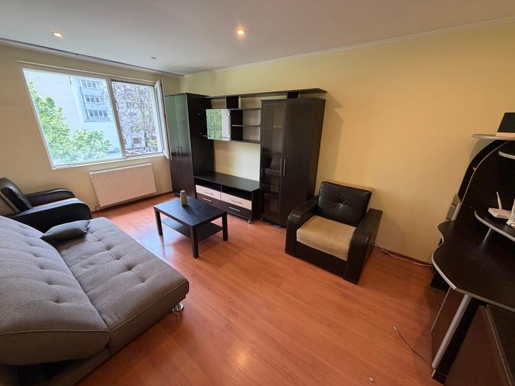 Titan 3 Camere Eraj 2  Bloc 1977 Reabilitat Decomandat Centrala 12 Min Metrou - 1