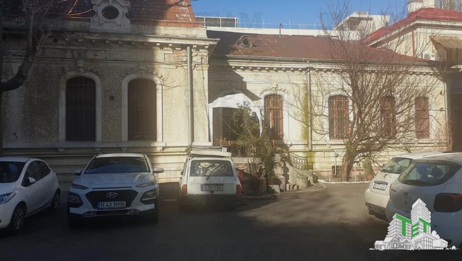 Casa eleganta curte comuna Dorobanti - 10