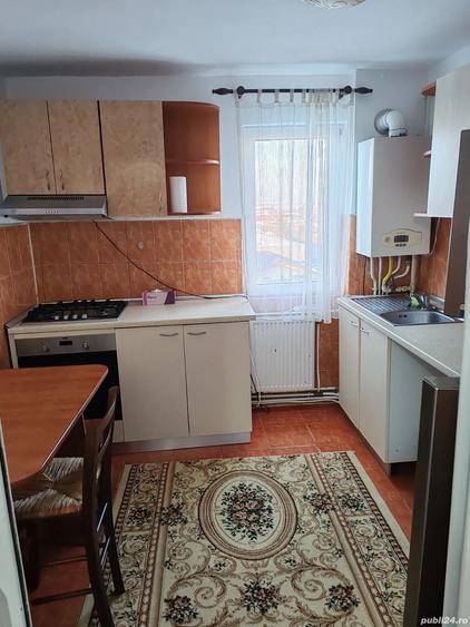 Apartament 2 camere de inchiriat Roman, str. Anton Pann, zona lini?tita 250 - 10