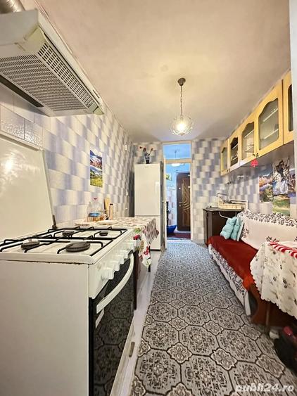 Apartament decomandat cu 3 camere - Cartier E3 - centrala proprie - 5