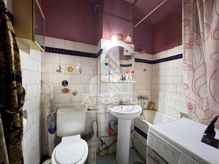 Apartament cu 3 camere, decomandat, zona Dacia - 6