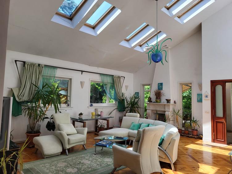 Construita pentru confort. Protejata natural in Snagov - 11