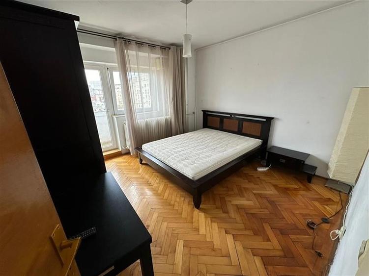 Vanzare apartament 3 camere, Piata Unirii, blocul Horoscop, vedere panoramica - 12