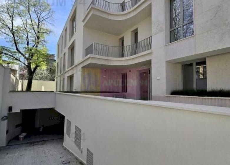 Apartament 4 camere | Cartierul Armenesc | Gradina privata 160mp - 14