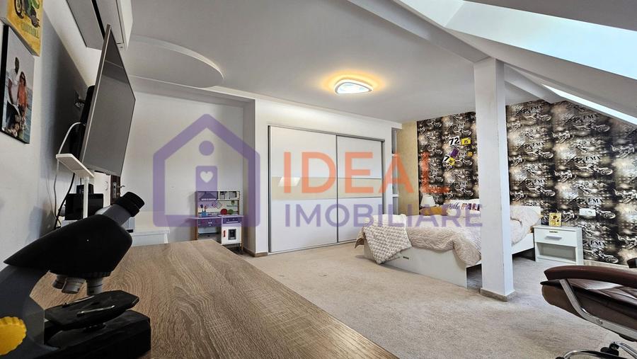 Penthouse modern cu 165 mp utili și 50 mp terasă,  Calea Cisnadiei - 18