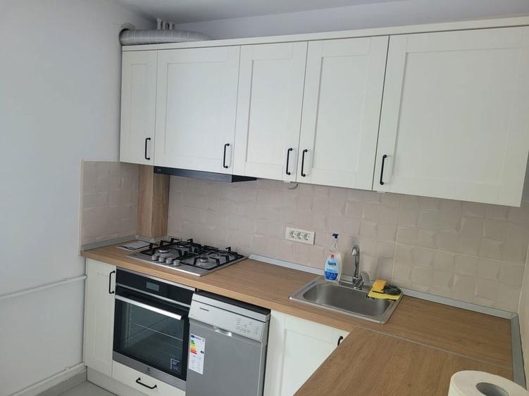 Inchiriere apartament 3 camere Petre Ispirescu - 3