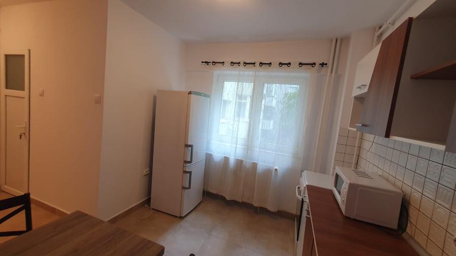 INCHIRIERE APARTAMENT 2 CAMERE B-DUL BASARABIA - 3