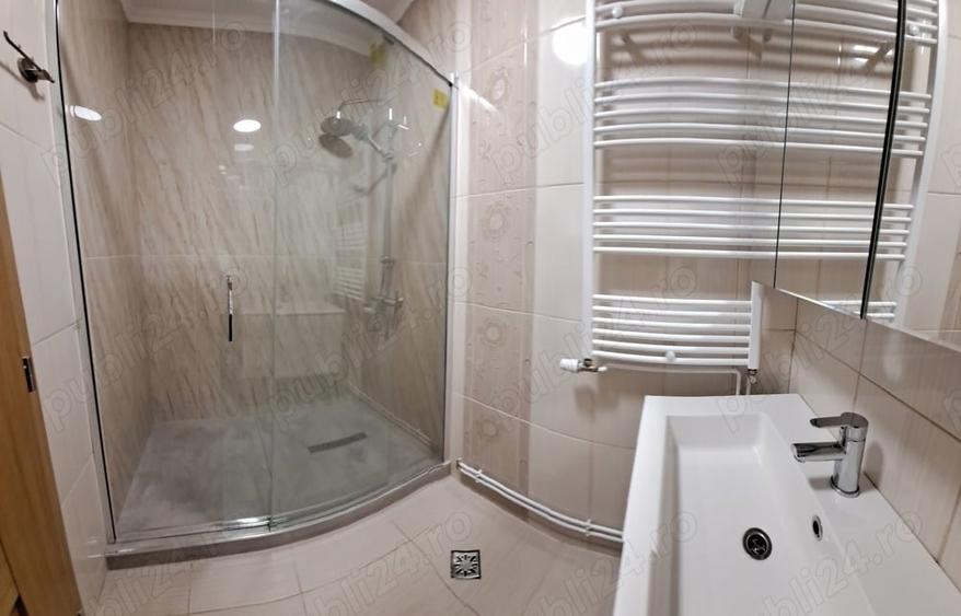 Apartament cu 3 camere in zona Centrala/Punctele Cardinale - 9
