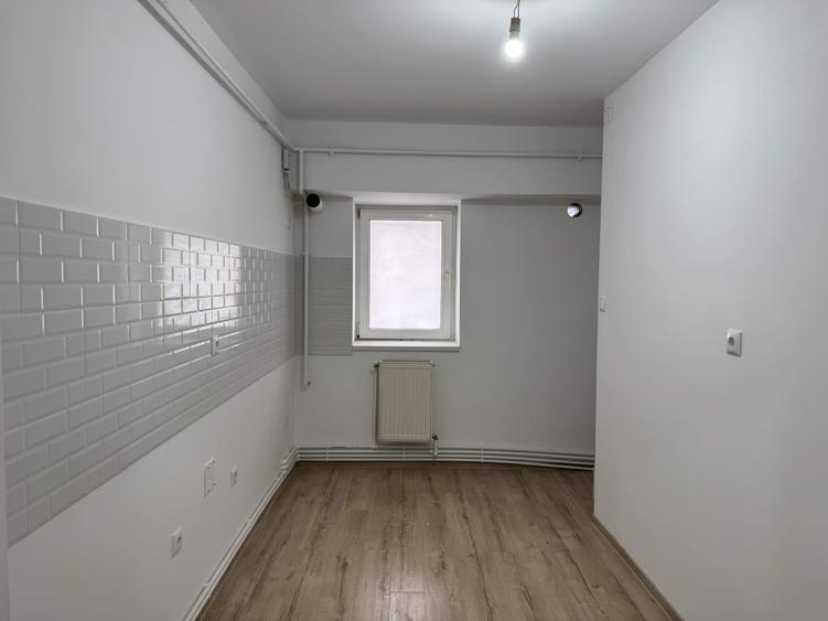 2 cam, 52 mp, ultracentral - UNION, etaj 7, cu lift, renovat - 14