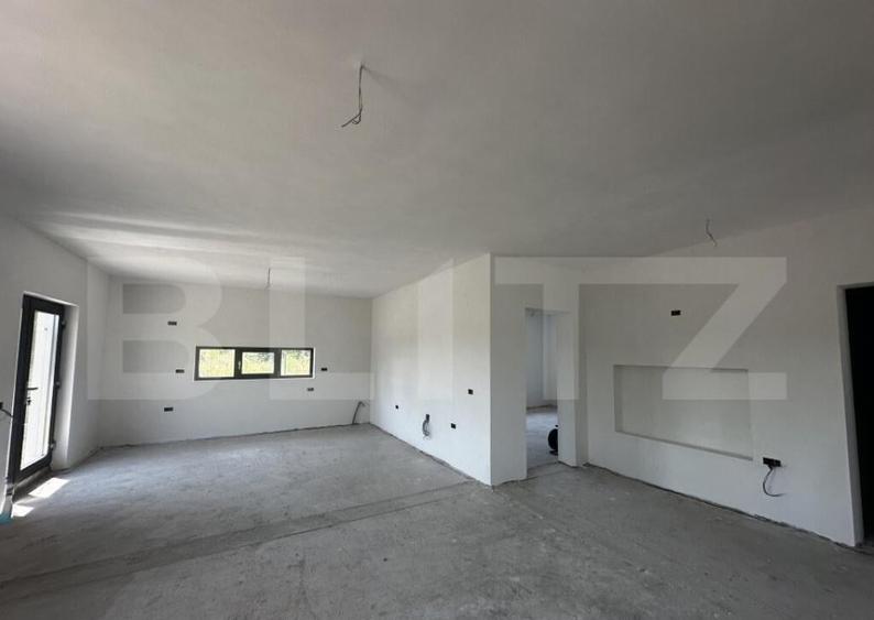 Casa plan parter, zona Narciselor 2 - 11