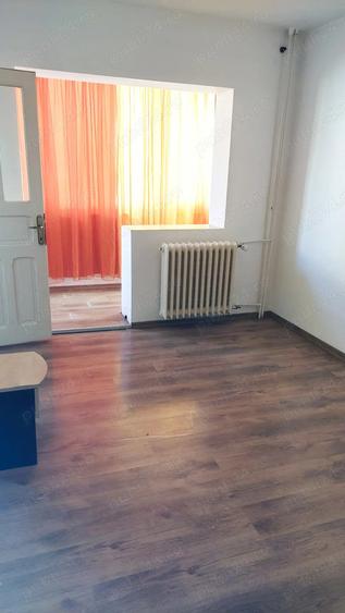 Vand apartament 1 camera, 46mp, zona Confectii Arad - 3