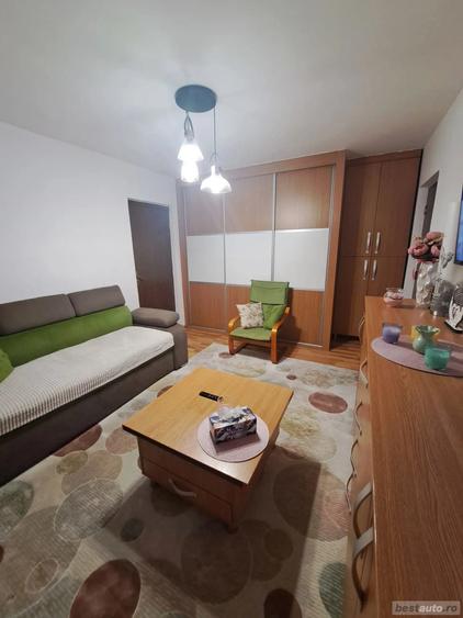 Vand Apartament cu 3 camere! - 2
