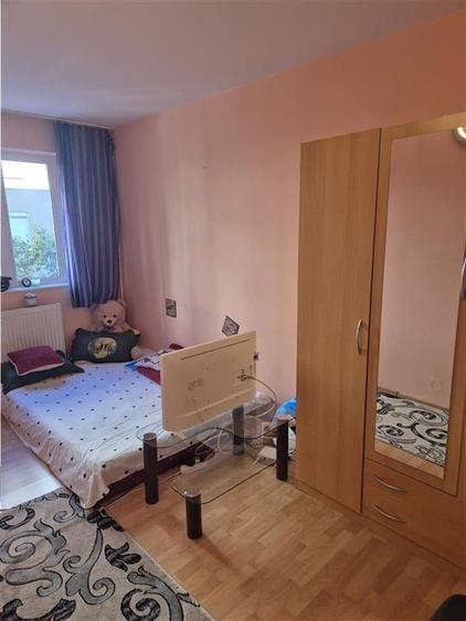 Apartament 3 camere decomandate, zona Astra (Calea Bucuresti) - 6