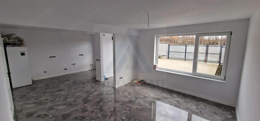 Casa moderna la cheie 5 camere 2 bai 120 mp utili si curte in Cristian - 1