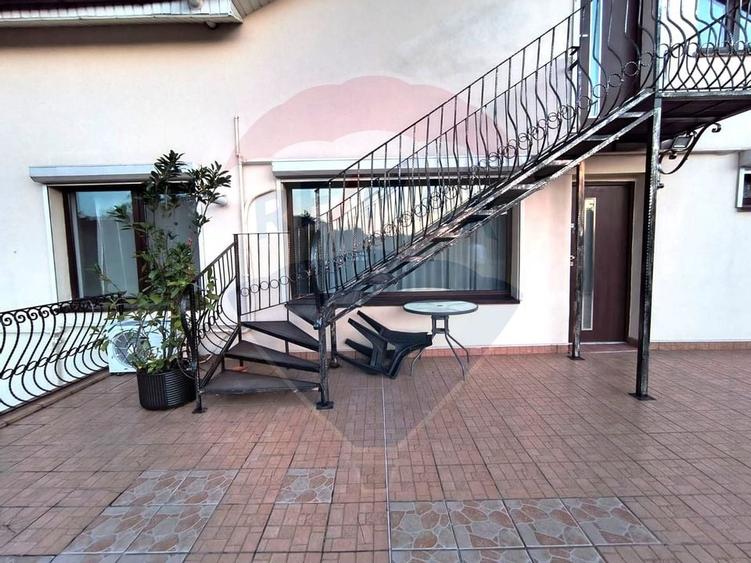 Spatiu de birouri de inchiriat cu 2 camere in km5 Constanta - 8