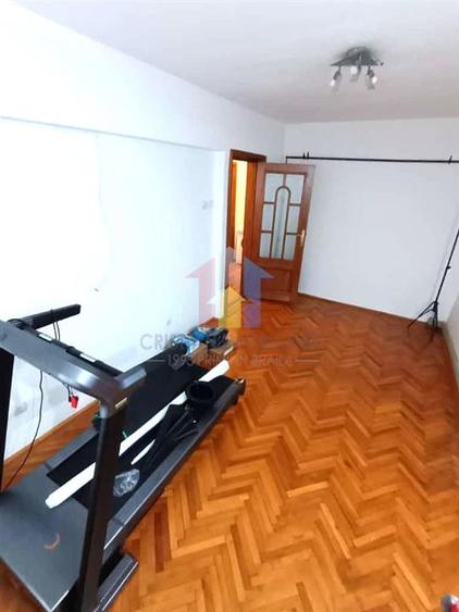 3 cam confort 1 Decomandat 83mp parter cu balcon 14 m, Semimobilat, Garii - 4