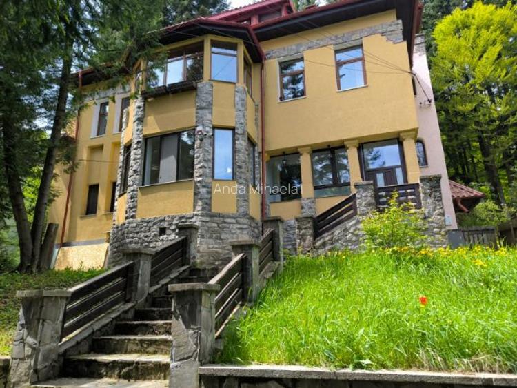 Vilă si 765 mp curte lângă Castelul Peleș Vilă si 765 mp curte lângă Castelul Peleș