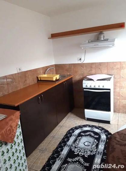 Inchiriez garsoniera in Tuzla - 2