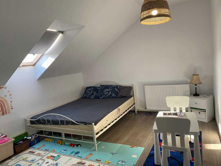 Apartament 4 camere de vanzare - Zona Vivo - 5