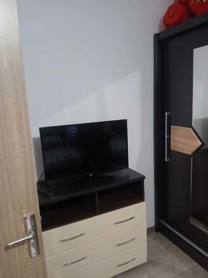 Inchiriez apartament - 1