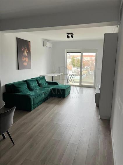 apartament 2 camere , zona TOP , etaj 2 , mobilat superb - 3