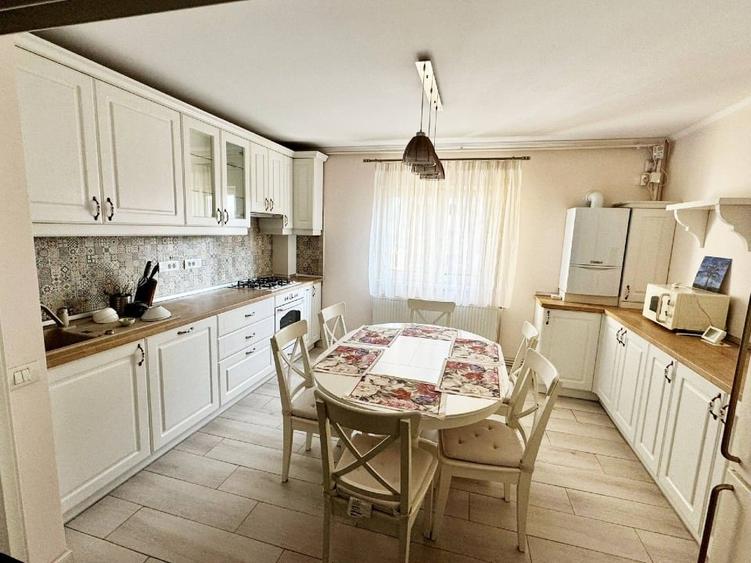 Particular vand 4 camere Parc Sebastian - 2