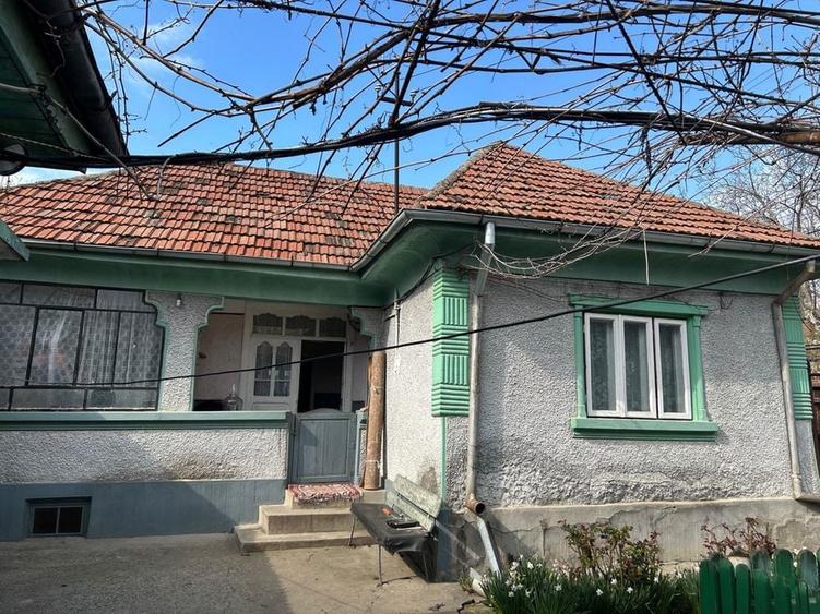 De vanzare casa cu teren - 2