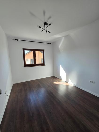 Giroc- Casa 4 camere- Prima inchiriere- Vatra satului - 15