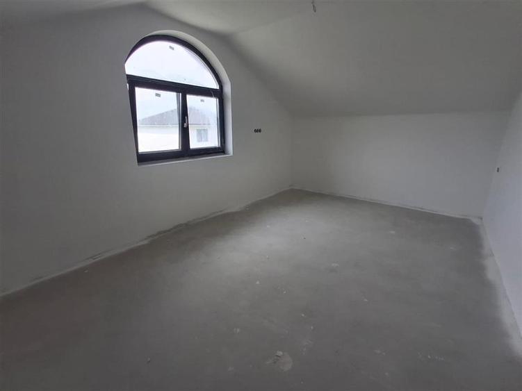 Casa individuala 6 camere 3 bai 500mp teren zona Calea Cisnadiei - 3