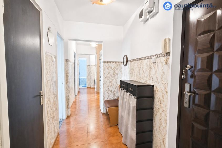 Apartament cu 3 camere decomandat, mobilat în Tineretului