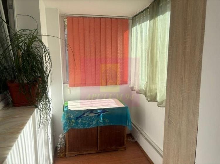 Apartament cu 2 camere circular, mobilat în Titan