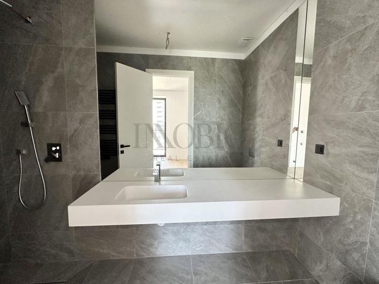 Apartament cu 3 camere în Barbu Văcărescu