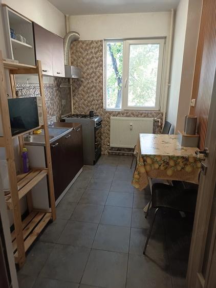 Apartament cu 2 camere semidecomandat în Unirii