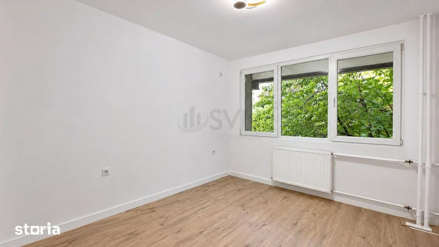 Apartament cu 3 camere semidecomandat în Colentina