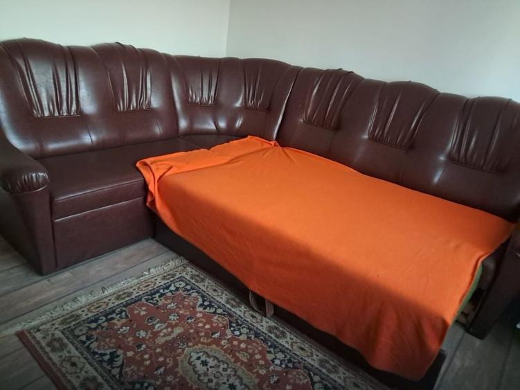 Apartament cu 3 camere decomandat în Nufărul