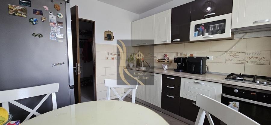Apartament cu 3 camere în Dristor