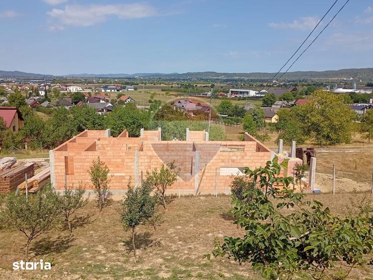 Casa / Vila cu 4 camere de vanzare - 6