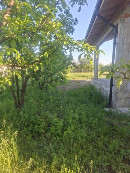 Casă individuală cu 5 camere cu Canalizare în Vălenii de Munte