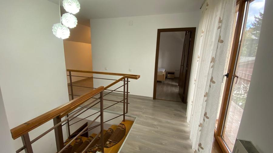 Casă de închiriat, 5 camere, 160 mp utili, Zorilor zona UMF - 7