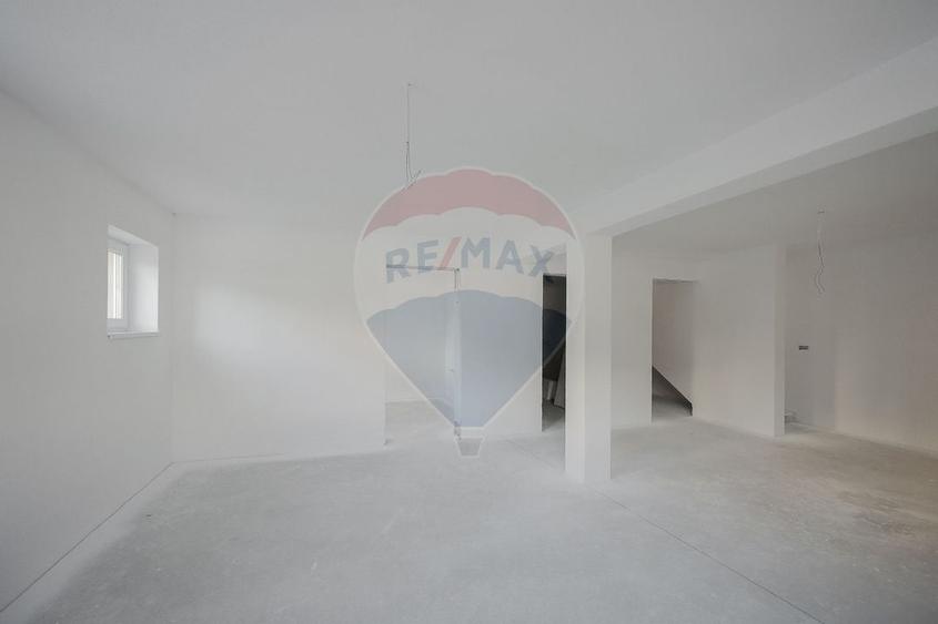 Casa noua cu 3 Dormitoare, de Vanzare, zona Iosia - 9