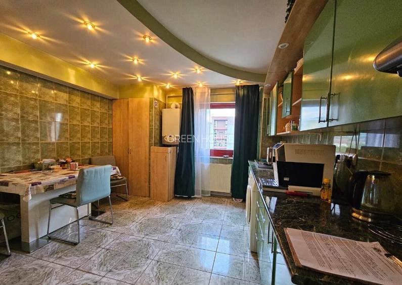 Apartament 4 camere zona Casa de Pensii Apartament 4 camere zona Casa de Pensii