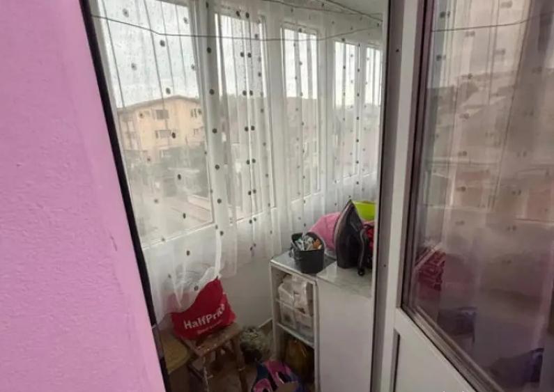 Apartament Cu 2 Camere Decomandate Etaj 2 - Zona Obcini - 1