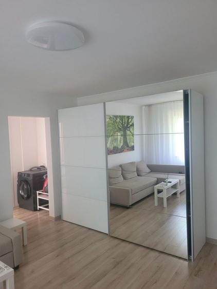 Apartament cu 2 camere semidecomandat în Rogerius