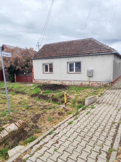 Vand casa in Sofronea la 7 km de Arad la pret de garsoniera! - 1