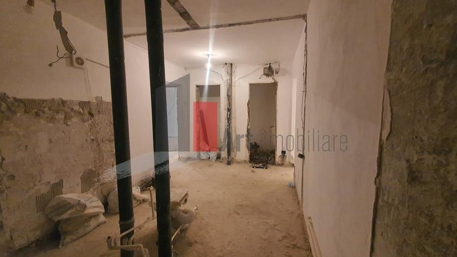 Ap 4 cam Giurgiu decomandat, parter - 11
