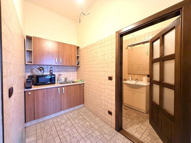 4 camere Ultracentral  - Piața Unirii, ideal birouri, parcare in curte - 18