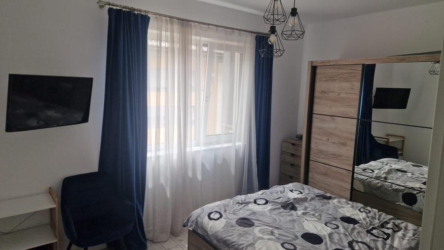 Apartament cu 2 camere semidecomandat în Dumbrăvița