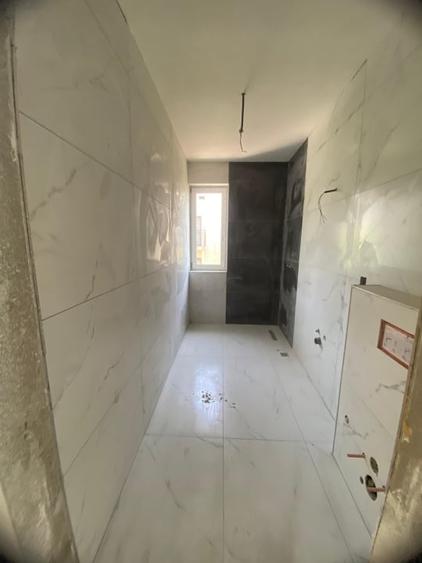 Apartament cu 3 camere semidecomandat în Apahida