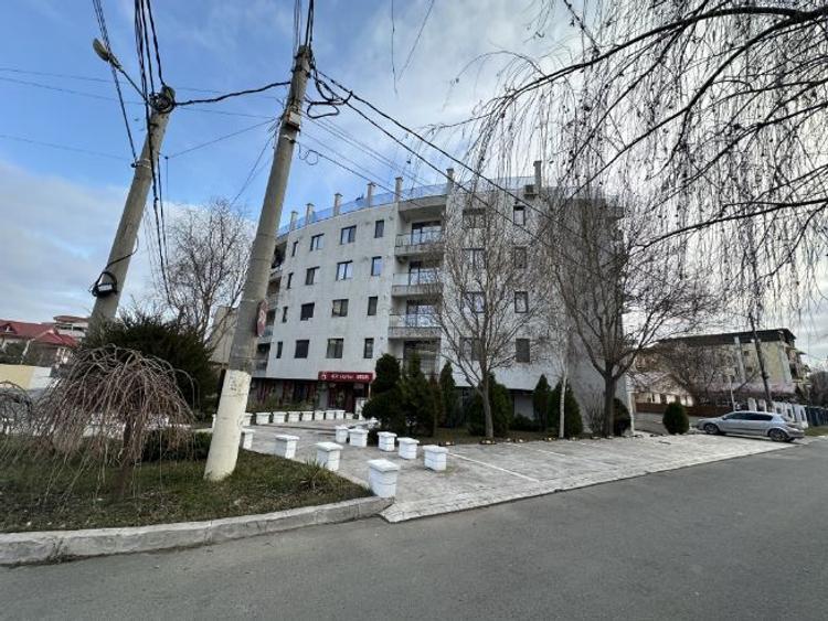 Vand apartament 2 camere - 1