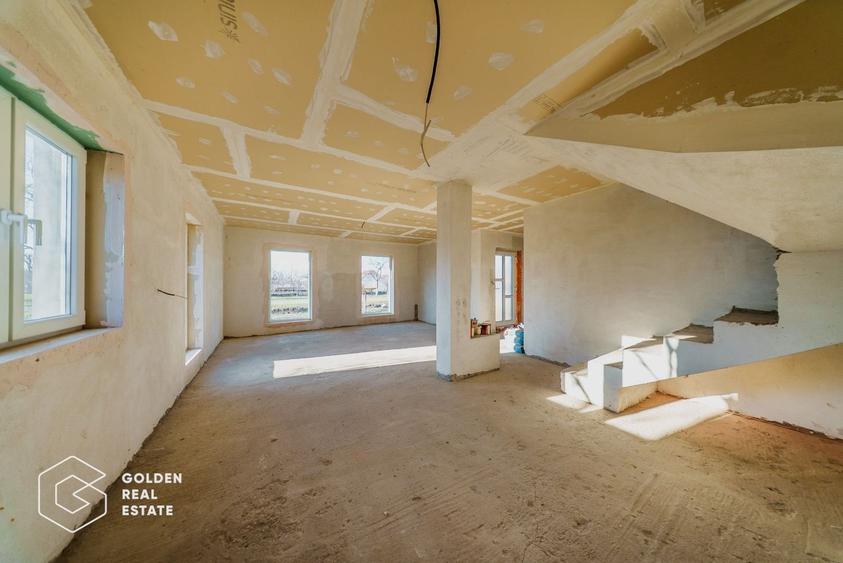 Casa la gri in Alunis,  teren 487 mp - 2